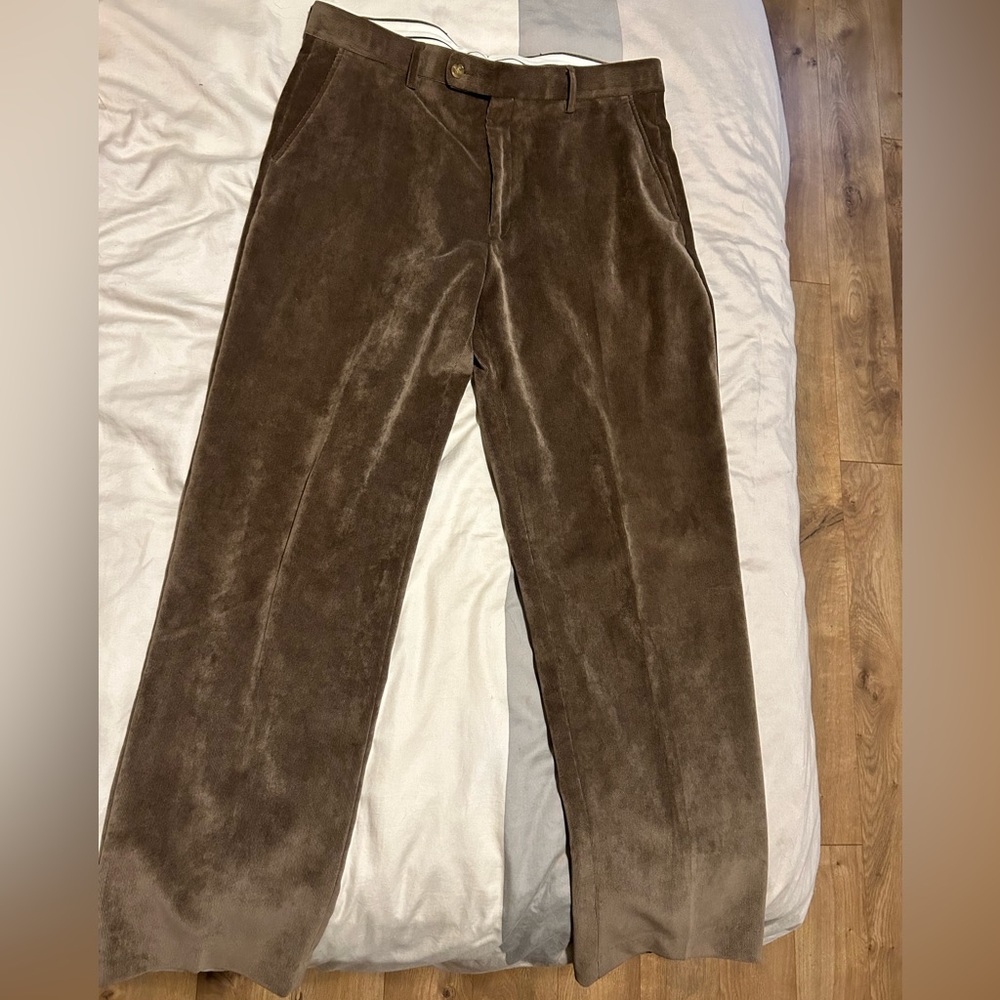Men’s 36/34 brown corduroy pants, like new